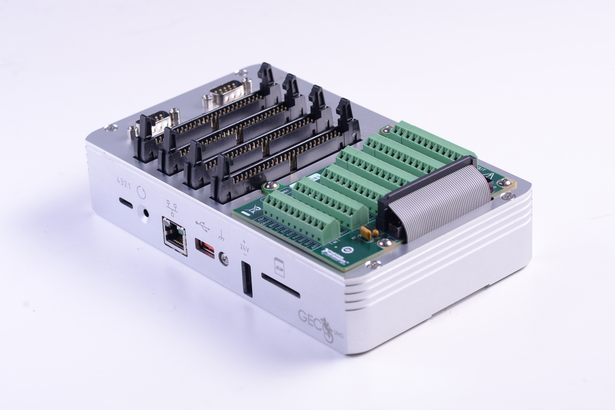 geco_uno_27_controller